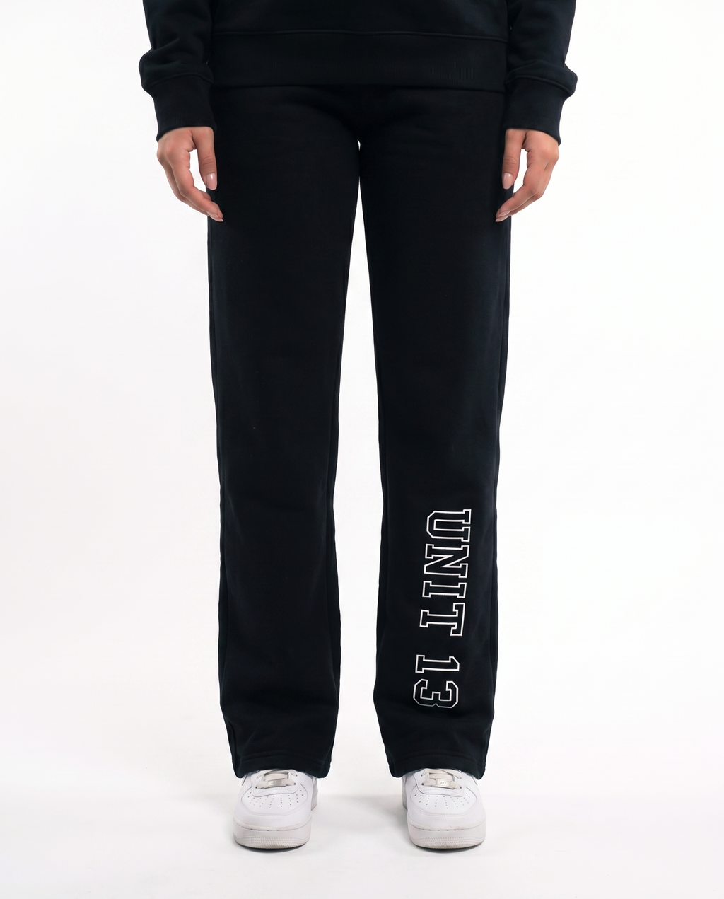 UNIT13 DARK CIRCLE - Straight-Leg Sweatpants - black